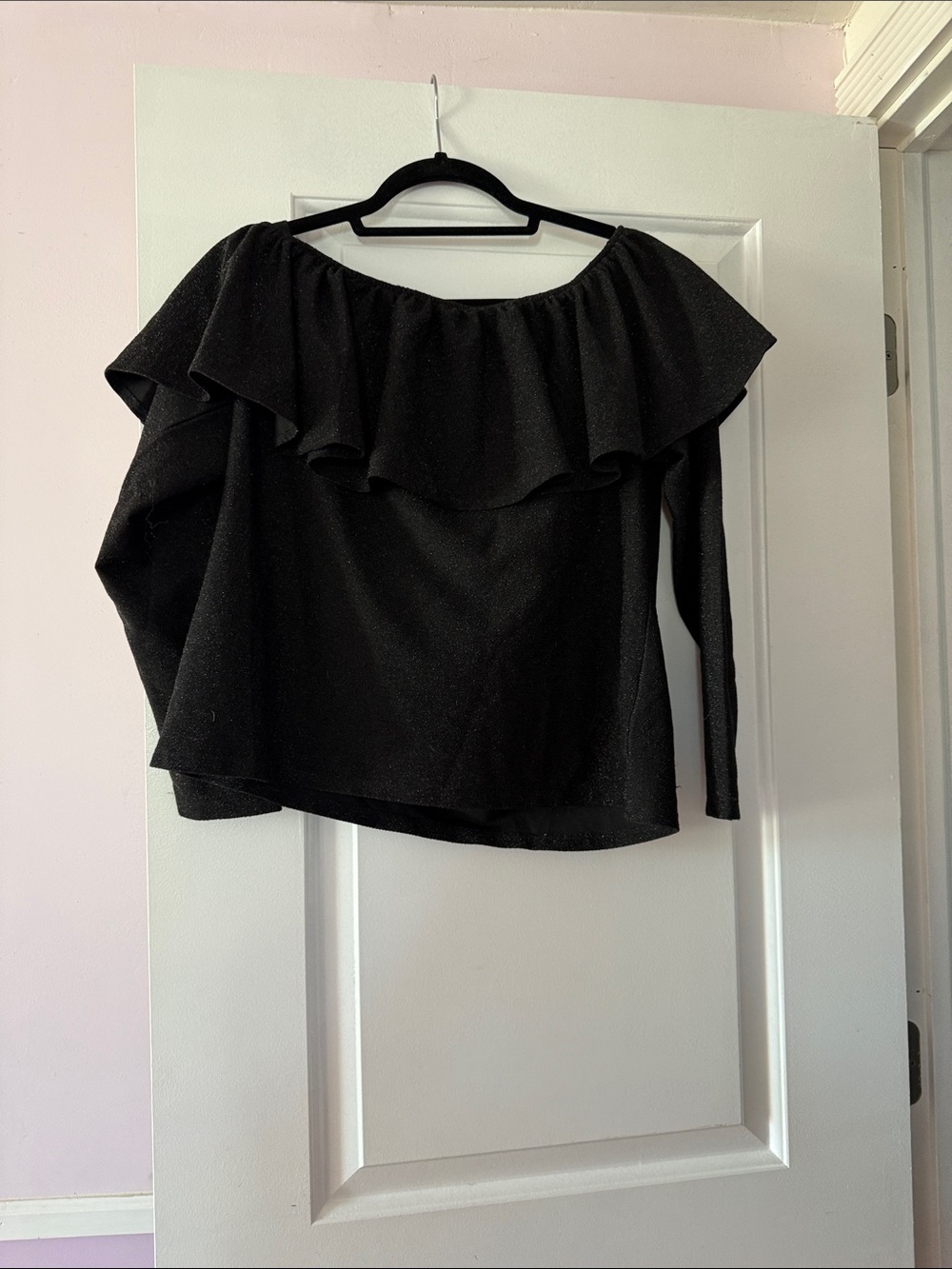 H&M crop top off -Shoulder Ruffle Long-Sleeve Top - Black glitter new